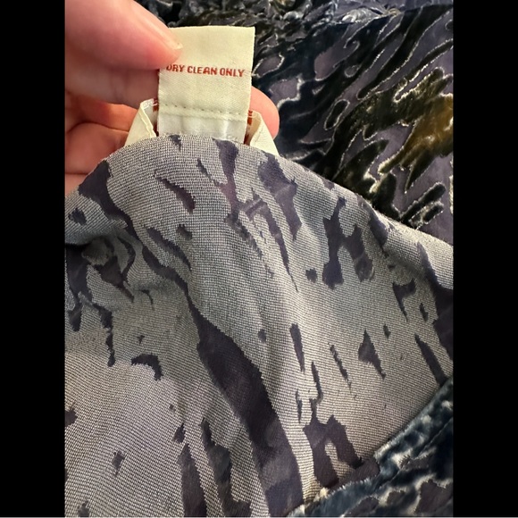 New SUNDANCE Velvet Riches Burnout Peplum Blouse Top Shirt Blue Green Silk Yello - Picture 11 of 12